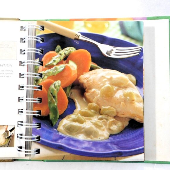 Cookshelf Chicken Mini Cookbook Recipes by Tom Bridge 2004 HB Spiral - Picture 7 of 10